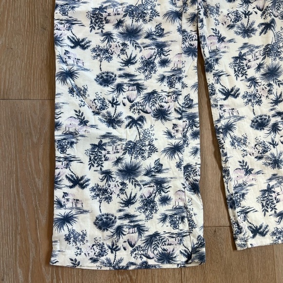 Abercrombie & Fitch Tailored Linen Blend Palm Tree Print Pants Blue and White - Picture 4 of 10